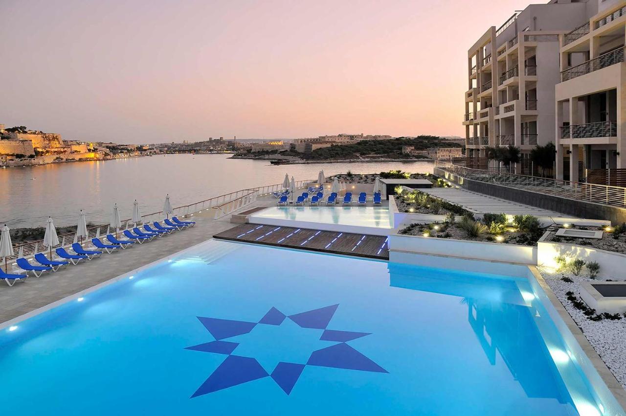 Luxurious Apt With Ocean Views And Pool In Tigne Point สลีมา ภายนอก รูปภาพ